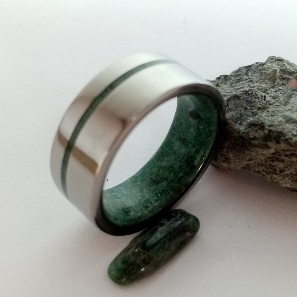 Man wedding ring, Male wedding band, Emerald raw stone, His and hers wedding band, Crystal ring man, Cancer zodiac stone, Natural stone ring