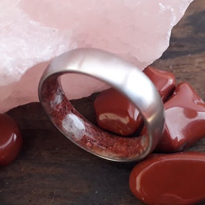 Titanium Wedding Band: Rose Quartz & Red Jasper Stone, 5mm Round Ring