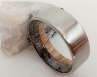 Male rings, Statement rings, Unique mens wedding ring, Womens Rings, Raw Moonstone inside, White Oak wood inside, Natural jewelry, 8mm band