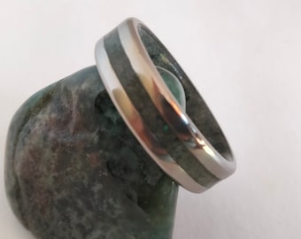 Moss Agate Crystal ring, Unisex Wedding band, Raw stone, Male Engagement ring, Unique Promise desing ring, Titanium Anniversary band