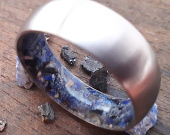 Unique raw stone ring, Titanium mens band, Black Tourmaline raw stone, Lapis lazuli stone, 8mm mens wedding band, Women wedding band, Rings