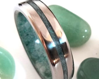 Gift for lovers of modern jewelry, Titanium band / Green natural Jade stone, Beveled edges unisex band, Glossy finish ring, Natural jewelry