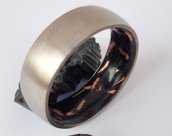 Titanium Wedding Band: Raw Tourmaline & Recycled Copper Inlay