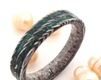 Engagement mens rings, Unique unisex Damascus steel band, Anniversary gift,  Inline Green Natural Malachite stone, Inside Pearl
