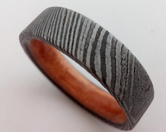Wooden wedding bands, Damascus steel band, Redwood inside, Mens wedding band, Rings for women, Boyfriend gift, 6mm band, Wood ring, Damascus
