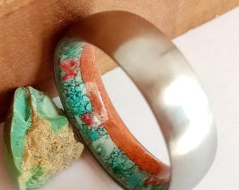 Gift for mens, Titanium Wedding Bands With Redwood And Stones