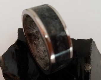 Hypoallergenic and Stainless Titanium Band Rings Bohemian Gift Idea, Outer Black Obsidian Natural Stone, Inner Natural Moonstone, Raw stone