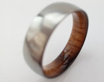 Unique wedding ring, His and hers wedding ring, Titanium band, Round band, 7mm, Matte finish, Whiskey barrel wood ring, Bourbon wood ring