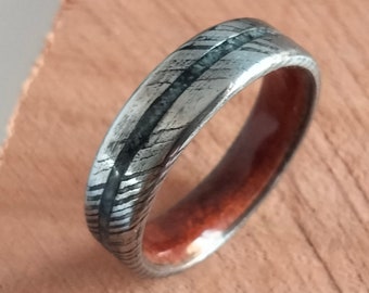 Unique Damascus Steel Ring: Raw Sapphire, Secuoya Wood Wedding Band