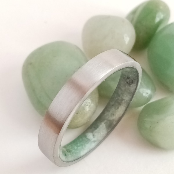 Unique raw stone ring, Titanium mens band, Jade stone, Aventurine stone raw stone, 5mm mens wedding band, Women wedding band, Unisex Rings