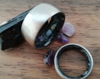 Titanium Wedding Band Set: Raw Tourmaline & Amethyst, Boho Rings