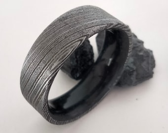Damascus Steel Ring with Raw Black Tourmaline Stone - Unisex Wedding Band