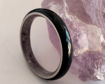 Black Tourmaline & Amethyst Titanium Ring: Hypoallergenic Wedding Band
