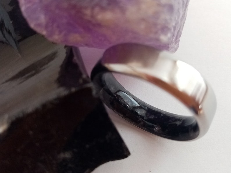 Raw Stone Wedding Band Titanium Wedding Band for Men Women Wedding Ring His and Hers Wedding band Unique Titanium Ring Tourmaline Amethyst