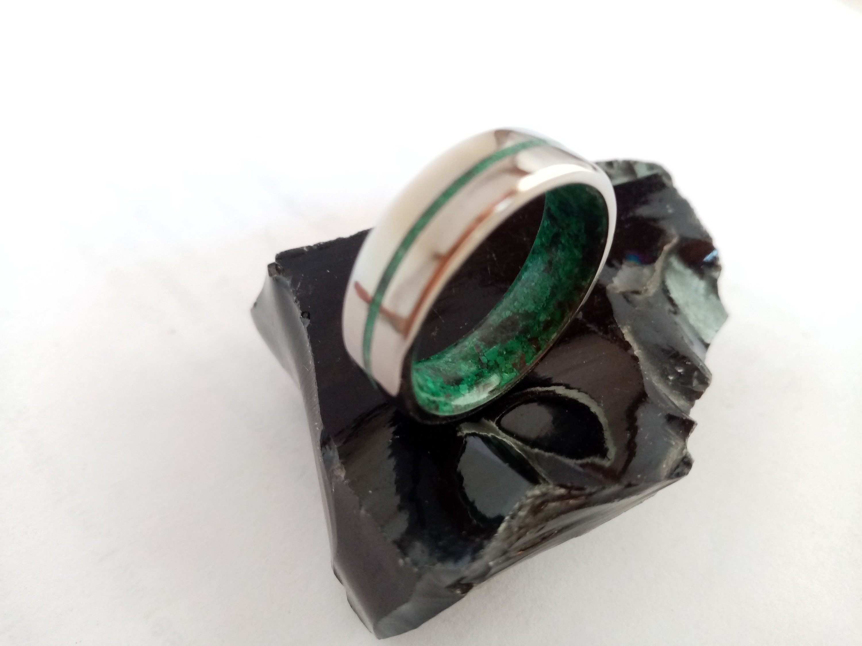 Ring men -wedding, Ring men stone, Mens ring, Mens wedding band, Titanium wedding band, Malachite stone, Obsidian Stone, Mix Raw stone, 7mm