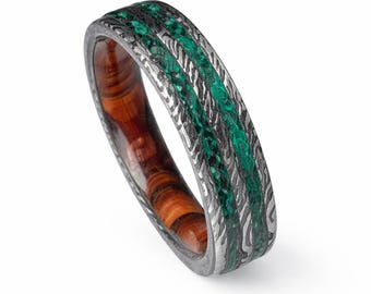 Man wedding band, Raw stone ring, Wedding ring, Damascus steel ring, Malachite stone, Cocobolo wood, 5mm band, His and hers ring, Unisex