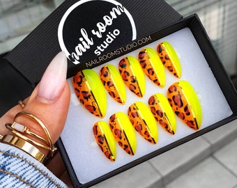 Yellow Green Orange Neon panther print spots handpainted | dual half gold chrome stripes glossy custom fake nails | false extra long leopard