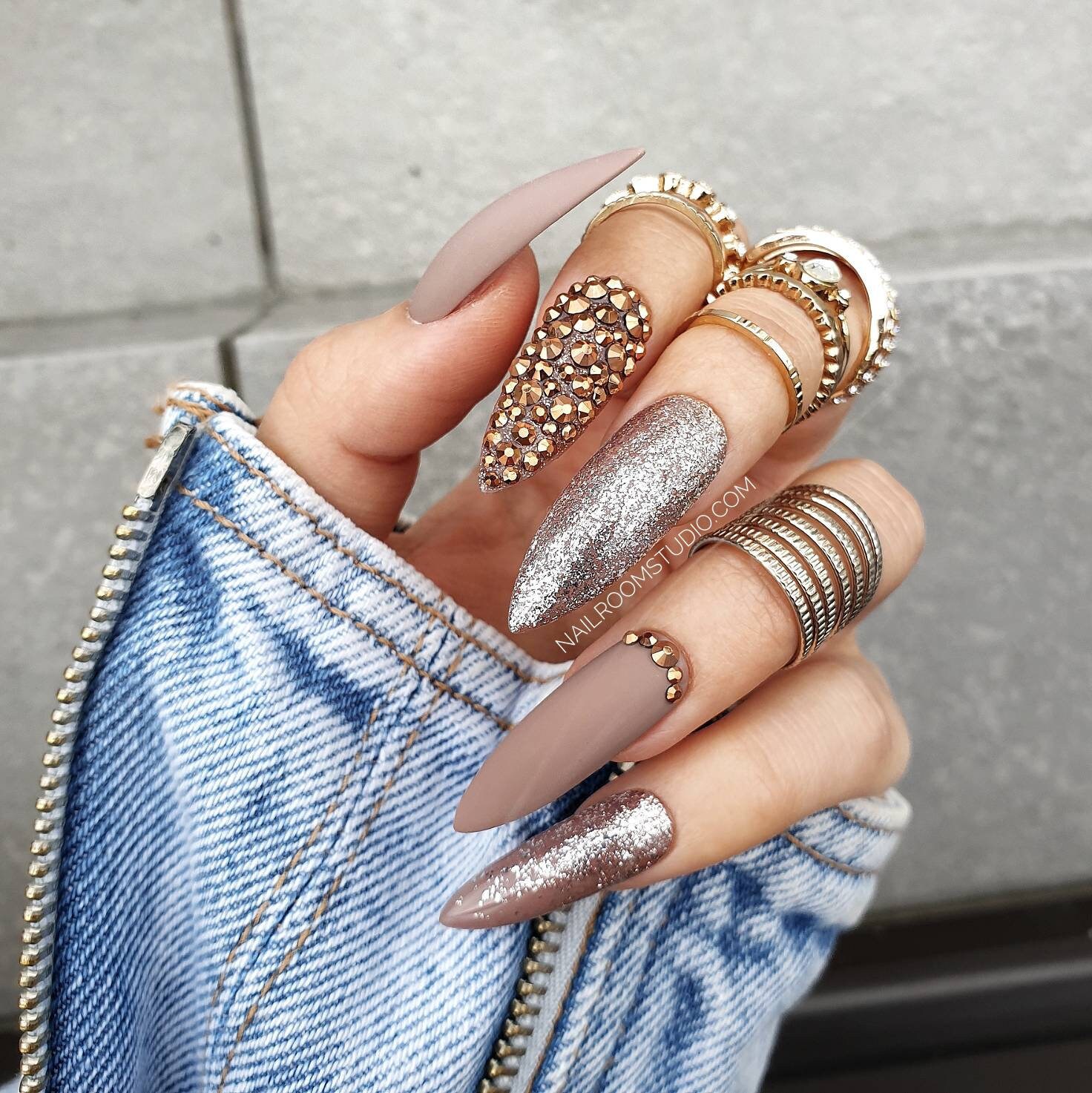 Niet verwacht Regulatie Dicteren 10 LIGHT BROWN Nails Matte Opal Gold Crystals Chrome Glitter - Etsy Niet verwacht Regulatie Dicteren 10 LIGHT BROWN Nails Matte Opal Gold Crystals Chrome Glitter - Etsy