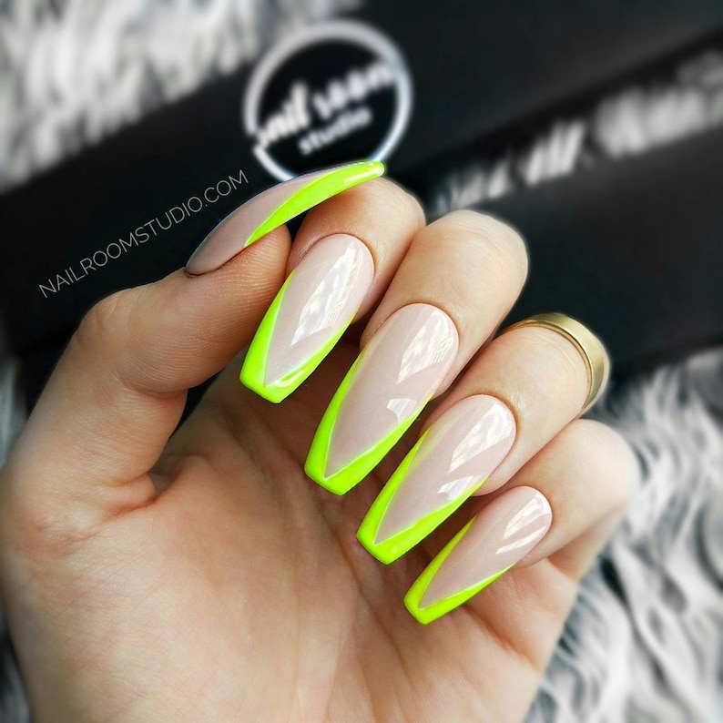 Yellow Fluo French 10 Nude Press On Nails Green Fluo Wicca Etsy Yellow Fluo French 10 Nude Press On Nails Green Fluo Wicca Etsy