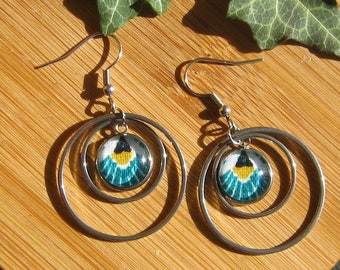 Boucles d'oreilles "cosmos", en acier inoxidable et cabochon en verre, tissu art déco, bleu et moutarde, éventail