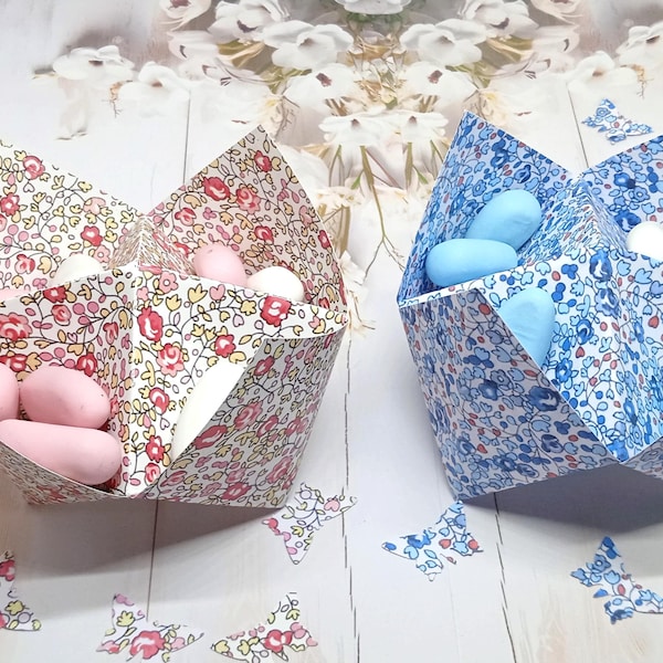 Lot de 5 cocottes liberty et confettis papillon - Boîte contenant à dragées cocotte en papier motif liberty Eloïse  bleue  et Eloise rose