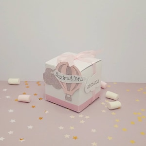 Boîte à dragées montgolfière rose nuage  couleurs personnalisées idéale pour baptême, baby shower ou anniversaire