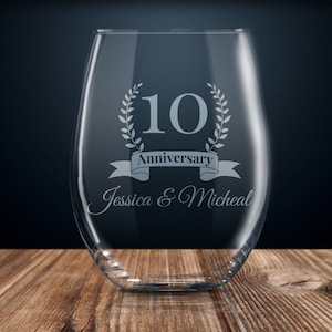 10 year anniversary gift, 10th anniversary gift, personalized anniversary gift, wedding anniversary stemless wine glass, ten years married