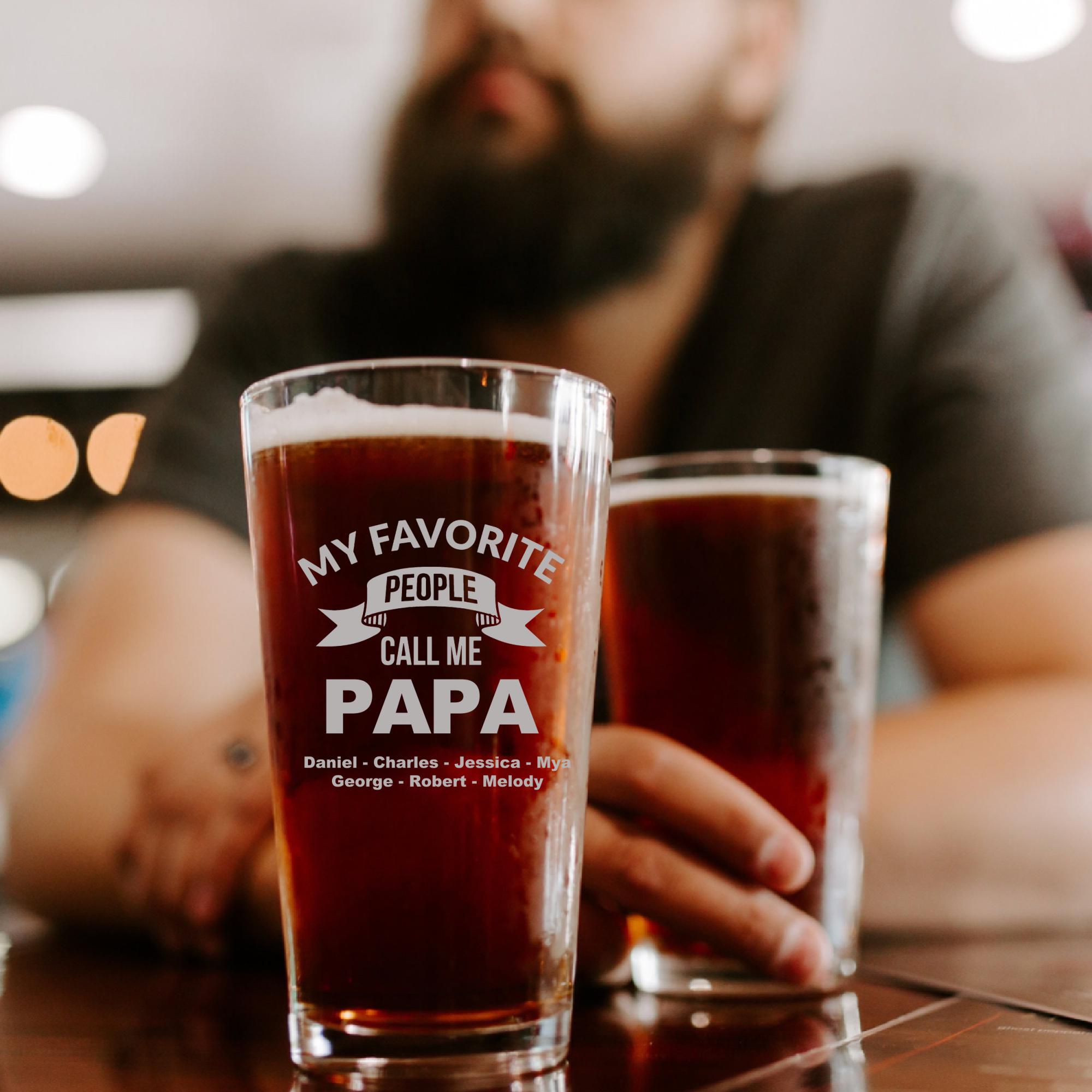 Set Verres Anniversaire Verres à Bière Personnalisés AMAVEL - Gravure Rose Des Vents Avec Nom Et Date, Set De 2 Pintes 0,5L Cadeau Homme Verres Bière 0.5L