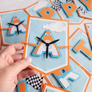 Crophopper Banner: 3D (Customize)