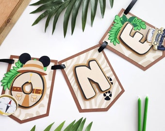 Safari Mickey Banner: 3D (Customize Character)