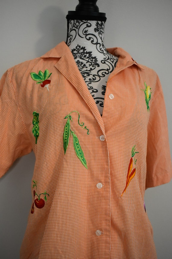 Vintage Veggie Delight Shirt; The Quacker Factory