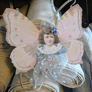 Colgante, mariposa de cartón, niño primaveral. Decoración primavera-verano. Decoración de ventana/corona. Muy bonito. Hecho a mano con mucho cariño.