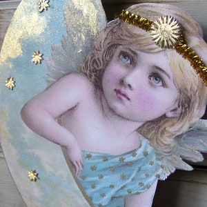 Wundervoller victorianischer Papier Anhänger ..ein großer nostalgischer Engel im Mond... liebevoll handgefertigt..Höhe ca 23 cm