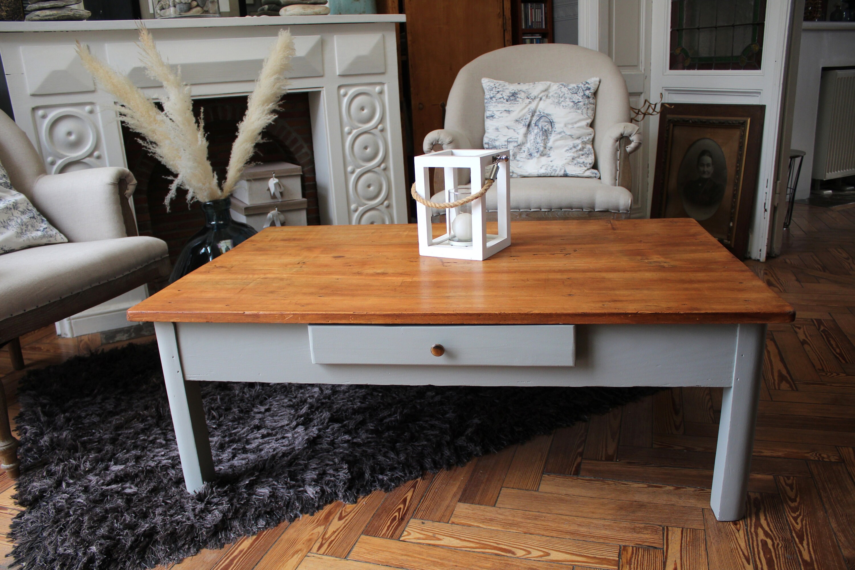 Table Basse en Bois Massif Plateau Pieds Gris avec Tiroir