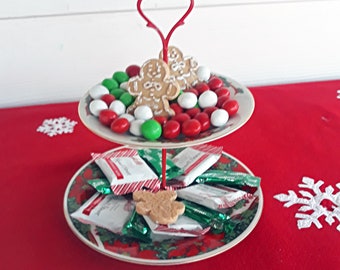 Vintage 2-Tier Christmas Plate/Cake /Tidbit Serving Stand (540)