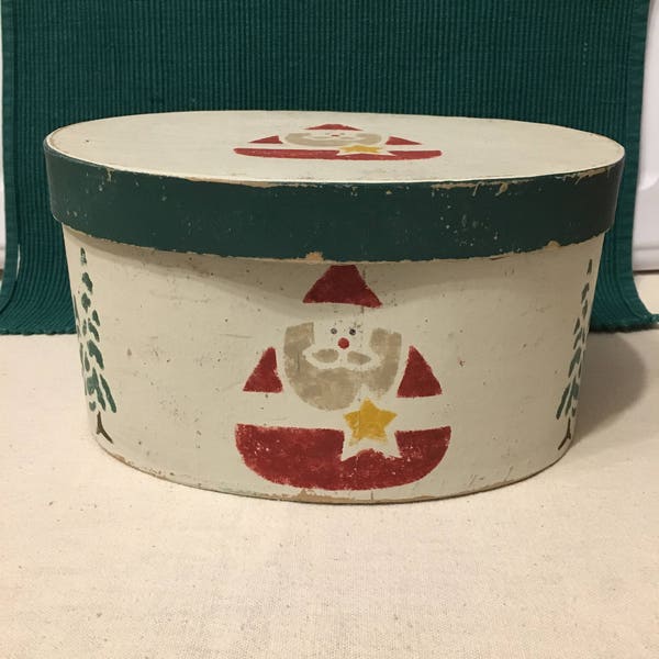 Vintage Christmas Paper mache Oval Box with Santa Stencil (44)