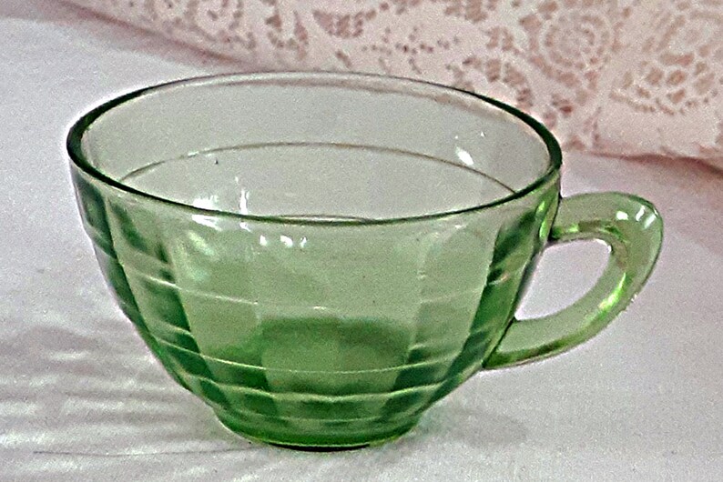 Vintage Anchor Hocking Green Depression Mis-Matched Glass Cup and Plate (601) image 6