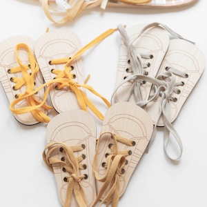 Montessori Shoe Tying Educational Toy