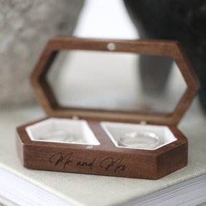 Personalized Ring Box | Ring Box | Mr and Mrs | Newly Weds Gift | Wedding Gift | Engagement Gift