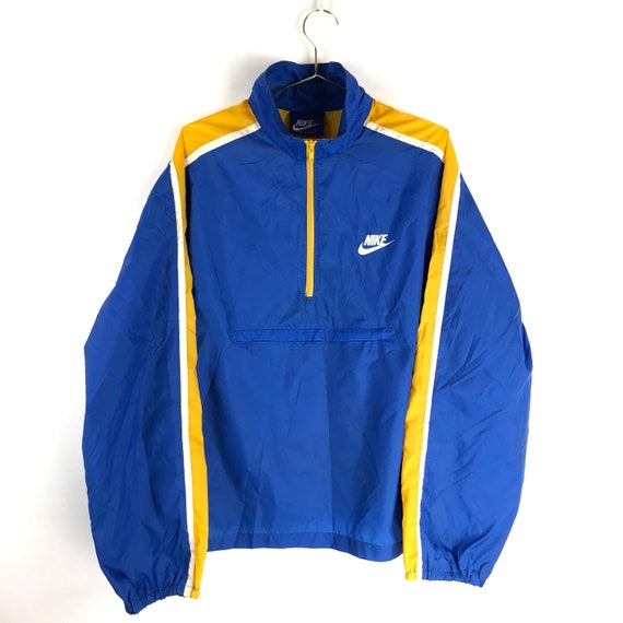 nike kangaroo pouch jacket