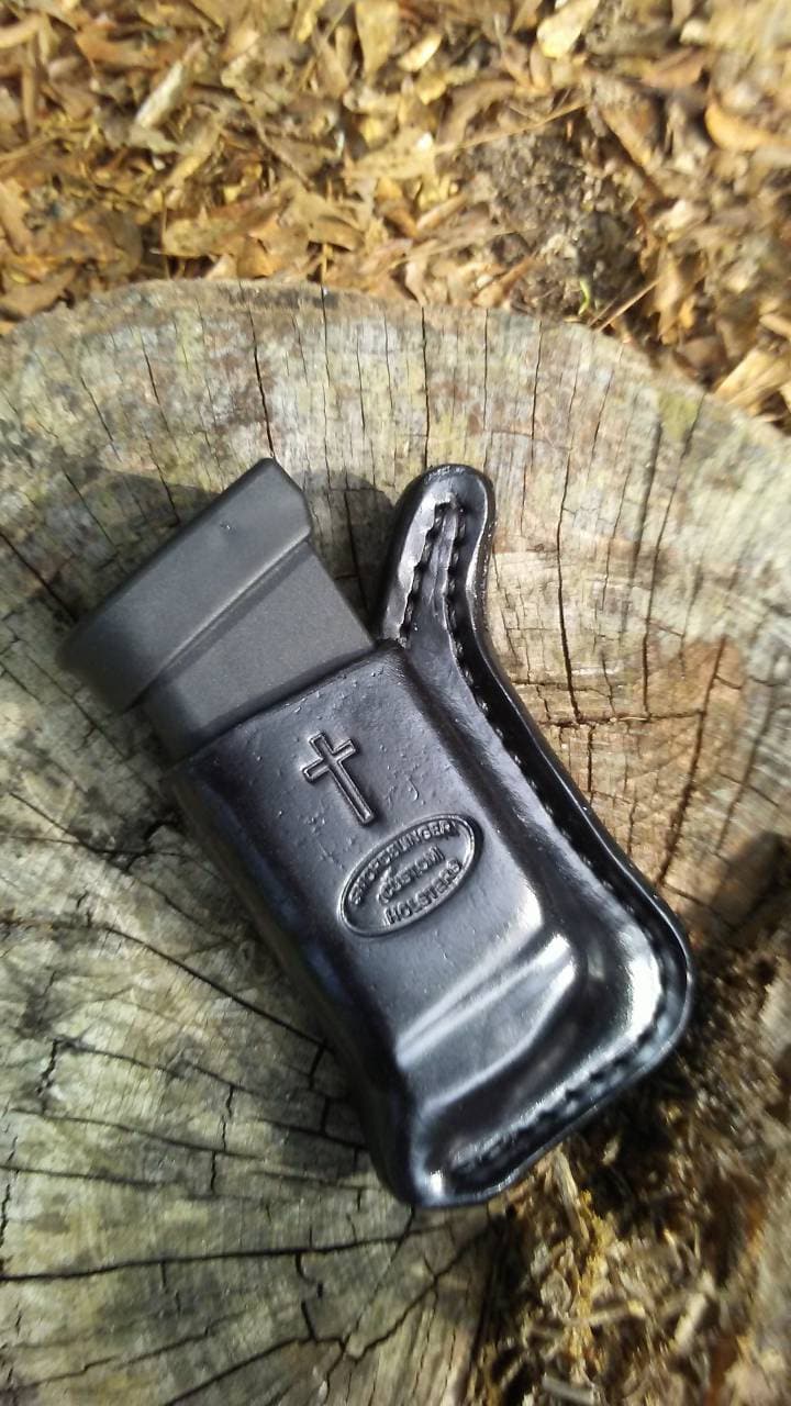 Leather Pocket Mag Carrier