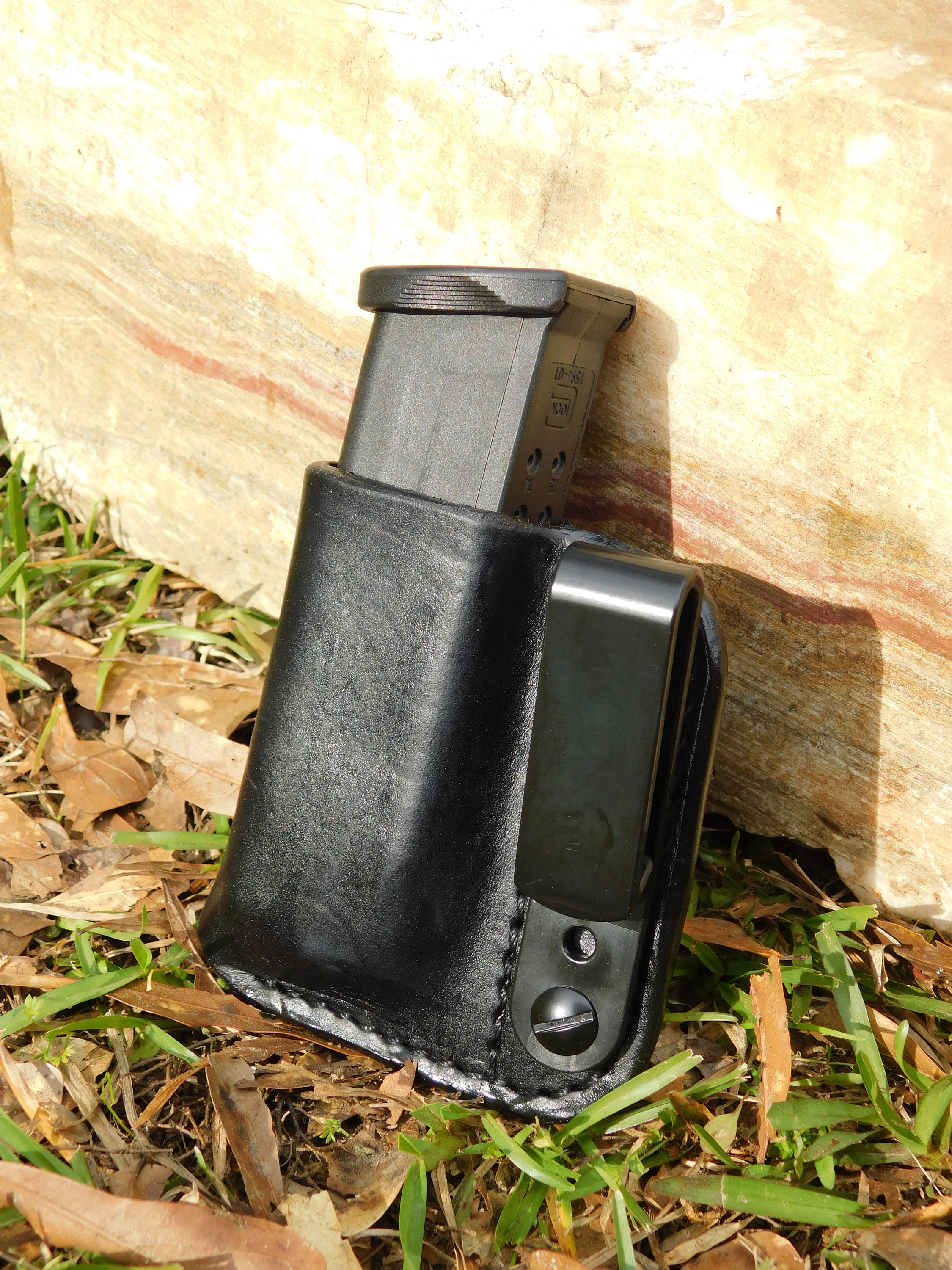 Leather IWB Mag Carrier