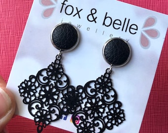 Black lace rhombus earrings with 12mm leather stud. Hypoallergenic stainless steel. Butterfly back.