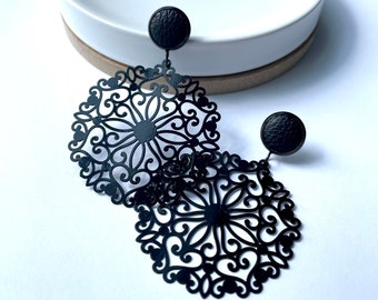 Black mandala dangle earrings with 12mm leather stud. Hypoallergenic stainless steel. Black dangle earrings. Butterfly back.