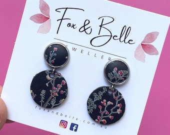 Small Leather dangle earrings in Japanese garden. Floral earrings. Stainless steel post. Light weight. Small version- 10mm stud 16mm circle