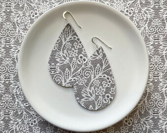 Leather Earrings- Tear Drop in white and beige lace print. Hypoallergenic sterling silver hooks. Light weight earrings. Lace earrings.
