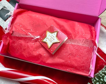Christmas gift box- gift wrapping. Box only. Comes with shredded paper and Christmas card with personalized handwritten message.