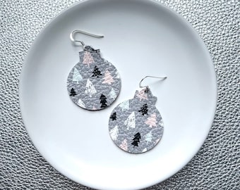 Christmas bauble earring in trees in the snow. Round bauble earrings. Christmas earrings. Xmas earrings. Bauble earrings.