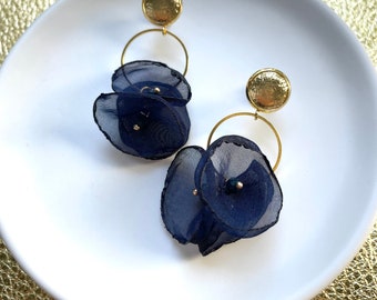 Leather earrings- dangle earrings in navy poppy. Floral earrings. Flower earrings. 10mm gold leather stud. Light weight earrings.