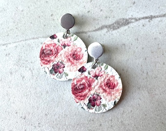 Leather dangle earrings in dainty rose with stainless steel stud. Flower earrings. Floral earrings. Hypoallergenic. Light weight earring.